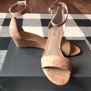 NIB ANN TAYLOR GIULIANA CORK WEDGE SANDAL 8